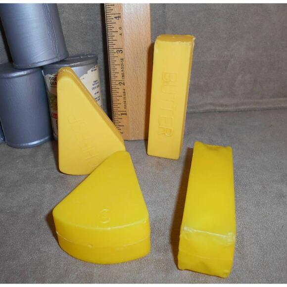 Plastic Play Food Lot: Bottles, Cans, Hot Dogs, Eggs, Cheese, Butter - Picture 3 of 9